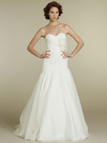 Wedding - Strapless Fit-to-flare Wedding Dress with Ruched Detail and Self Tie Bow on Bodice