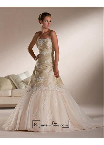 Mariage - A Stunning Strapless Taffeta & Organza Wedding Dress