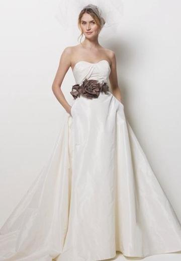 Hochzeit - Taffeta Strapless Sweetheart Empire A-line Elegant Wedding Dress