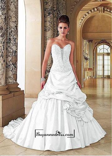 Свадьба - Alluring Satin Sweetheart Neckline Dropped Waistline A-line Wedding Dress