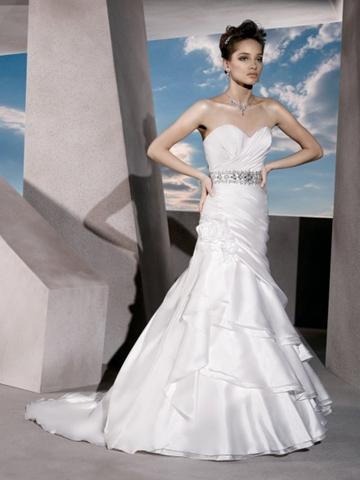 Mariage - Taffeta Flower Wedding Dress with Sweetheart Neckline and Lace-up Back