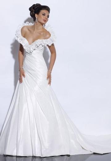 Hochzeit - Taffeta Off-the-Shoulder Sweetheart A-line Sexy Wedding Dress with Ruffled Neckline