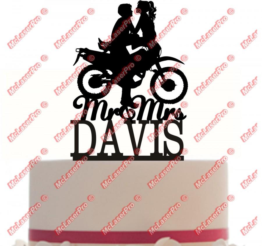 Hochzeit - Custom Wedding Cake Topper Mr and Mrs with your last name, an open tire Motorcycle silhouette, choice of color and a FREE base for display