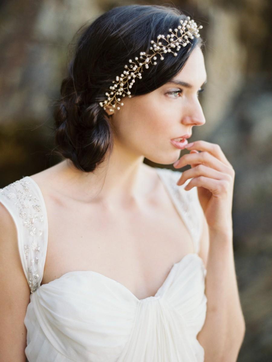 Hochzeit - Bridal Crown, Organic Pearl Baby's Breathe Bridal Crown, Wedding Crown, Bridal Headpiece, Halo, Circlet -Style 3615