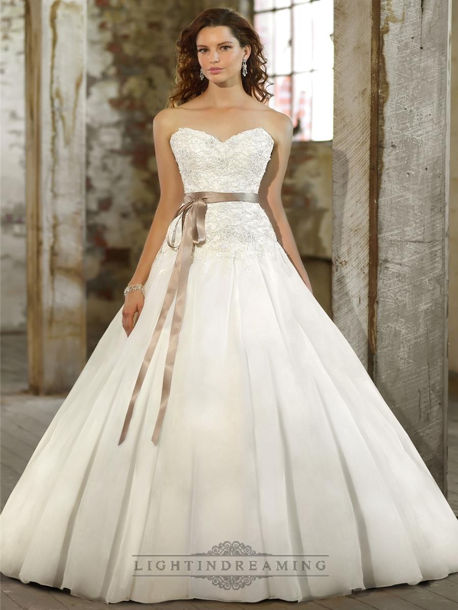 Свадьба - Sweetheart A-line Beaded Bodice Wedding Dresses with Pleated Skirt - LightIndreaming.com