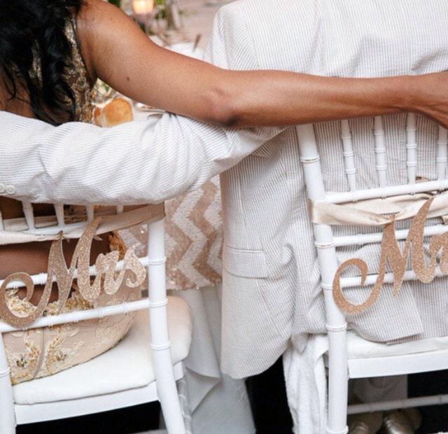 زفاف - Glitter Mr. & Mrs. Chair Sign. Wedding Chair Decor. Sparkle Mr Mrs sign. Shabby Chic Wedding