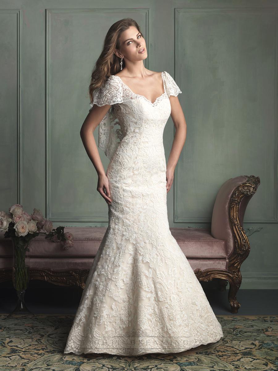 Hochzeit - Unique Short Butterfly Sleeves Mermaid Wedding Dresses with V-back - LightIndreaming.com