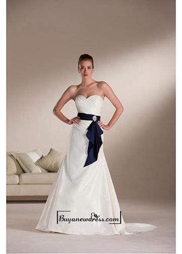 Mariage - Beautiful Elegant Exquisite A-line Sweetheart Taffeta Wedding Dress In Great Handwork