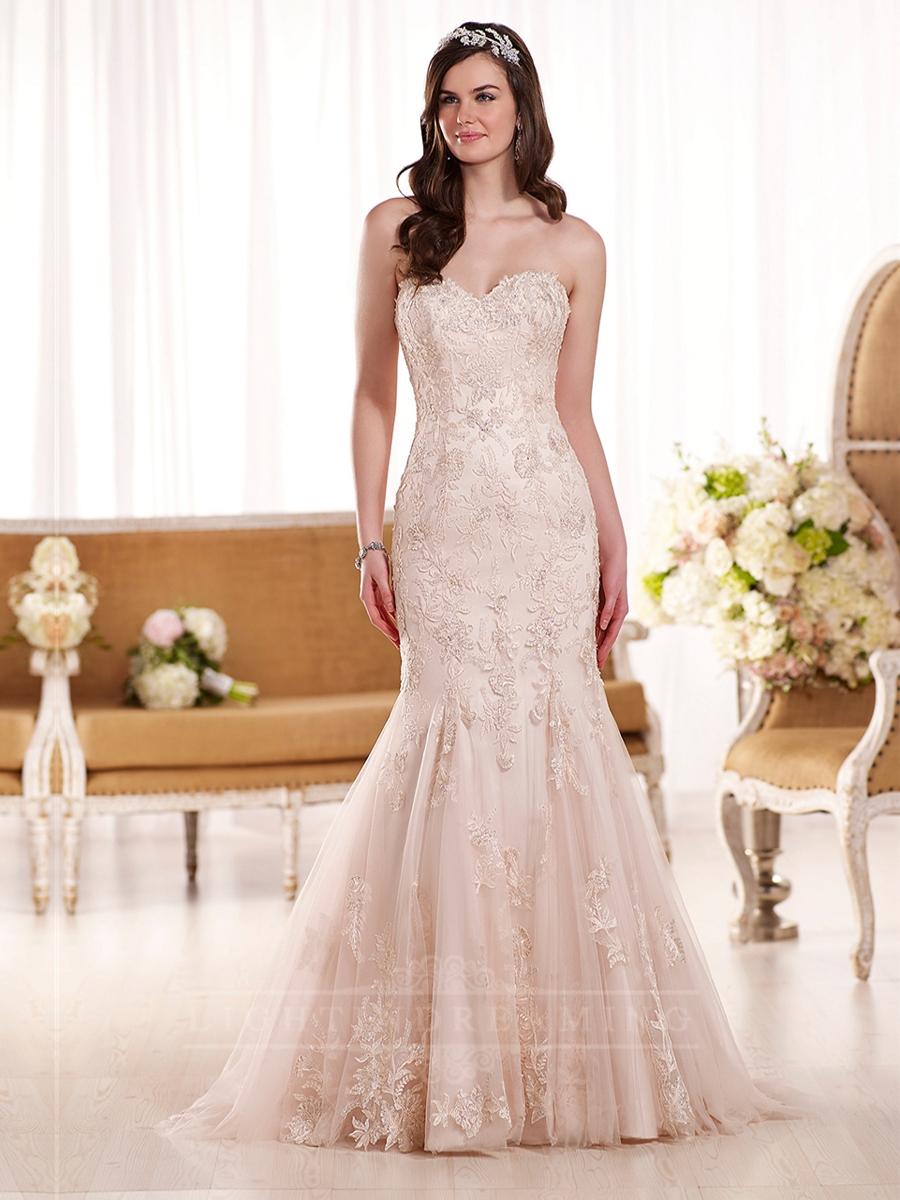 Hochzeit - Fit and Flare Sweetheart Embroidered Lace Wedding Dress - LightIndreaming.com