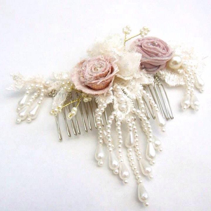 زفاف - Lace pearl and fabric flower hair piece