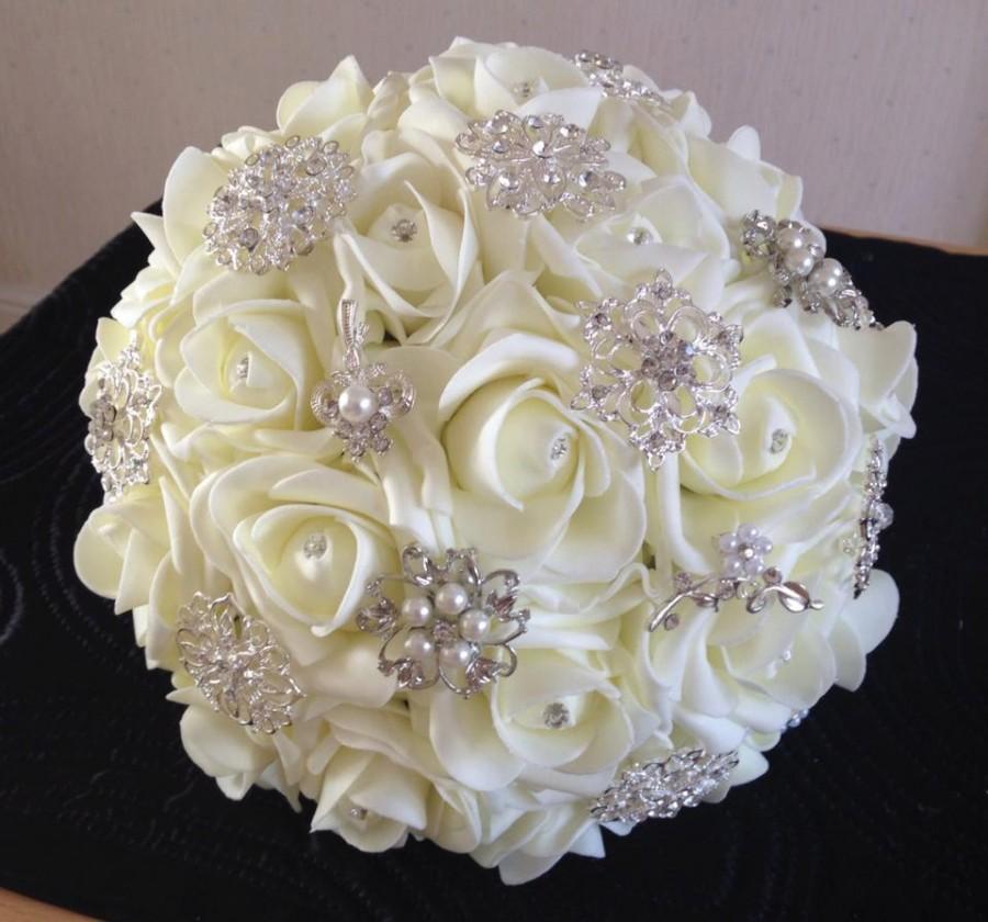 زفاف - Ivory Foam Rose Brooch Bouquet