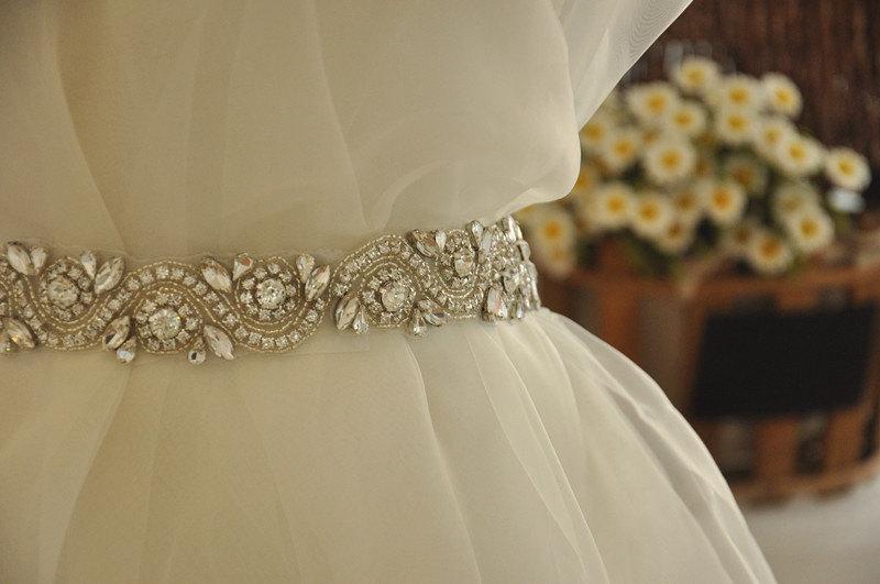 زفاف - Pearl and Rhinestone applique - Rhinestone Trim DIY bridal sash Wedding sash Pearl Crystal Sash Trim, Crystal applique