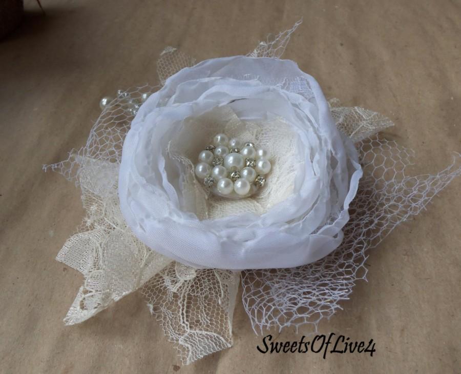 Wedding - Wedding hair flower Bridal hair flower Wedding hair accessories Bridal hair accessories Wedding  Lace  Vintage white