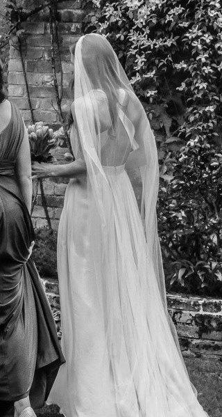 Mariage - Vintage Style Wedding Veil. Long Ivory Veil. Soft fine illusion silk tulle.