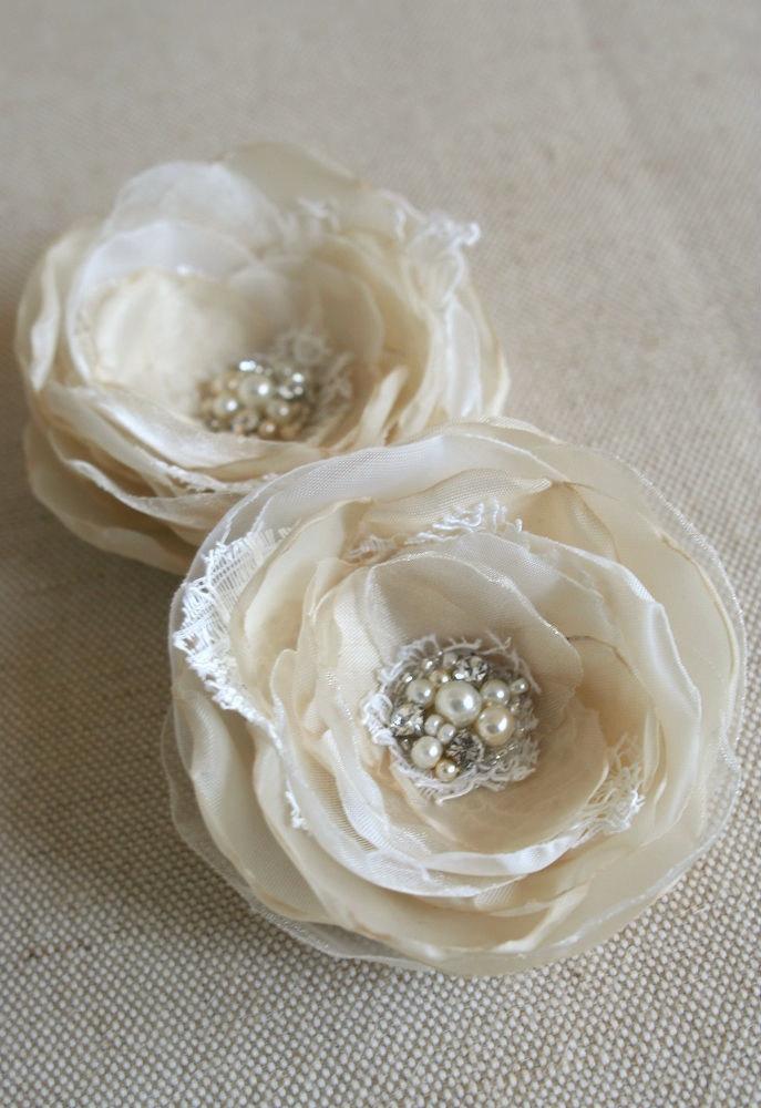 Mariage - Bridal Hair Flowers, Wedding Hair Accessories, Bridal Hairpiece, Vintage Wedding Headpiece, Rose Flower Clips, Champagne, Ivory, Sand, Lace