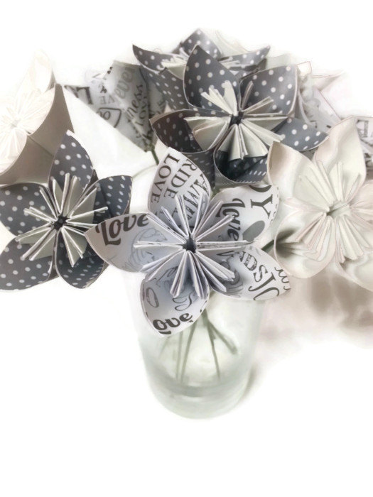 زفاف - Bouquet "Weddings / Bride / Love" OOAK Origami Paper Flowers with Green Wire Stems