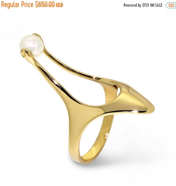 Mariage - ON SALE - HORUS  14k Unique Gold Ring,  Gold Pearl Ring, Egyptian Custom ring, italian fine Jewelry