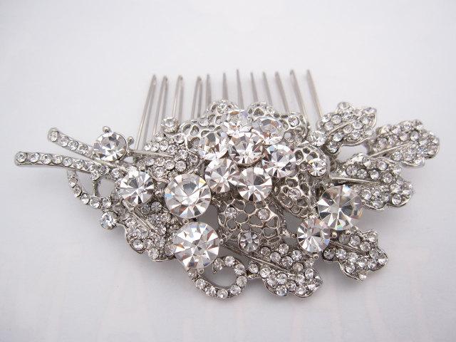 Mariage - Vintage style Wedding hair comb Rhinestone Bridal hair comb Wedding headpiece Bridal hair accessory Wedding hair piece Bridal headpiece comb