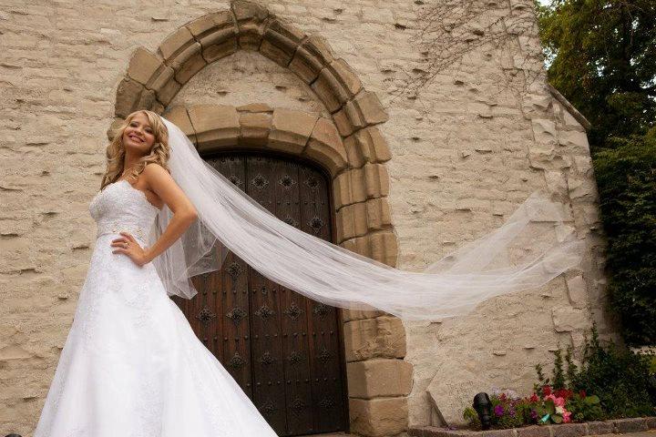 زفاف - Custom Handmade 1, 2, or 3 Tier Cathedral Veil With A Cut or Raw Edge Bridal Wedding Starting At Only 39.99