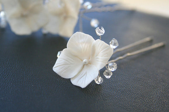 زفاف - White Hydrangea Bridal Hair Pins set, Bridal Flower Hair Pin, Crystals Bridal Hair pin, Bridal hair flower, Flower pin, Wedding Hair Pins