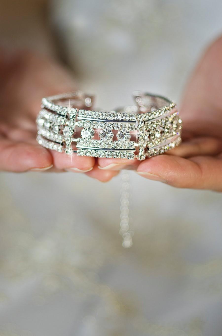 زفاف - bridal bracelet, crystal bracelet, valentines day gift, silver gold cuff bracelet, rhinestone wedding bracelet, bridal jewelry vintage style
