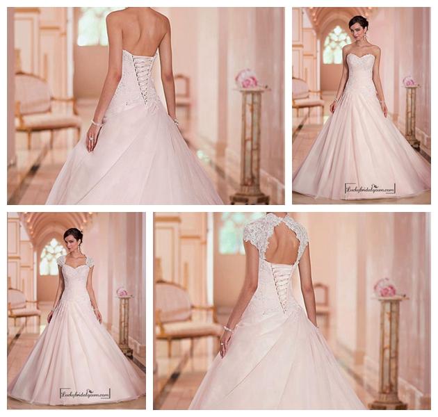 Свадьба - Alluring Tulle Sweethart Neckline Natural Waistline Ball Gown Wedding Dress
