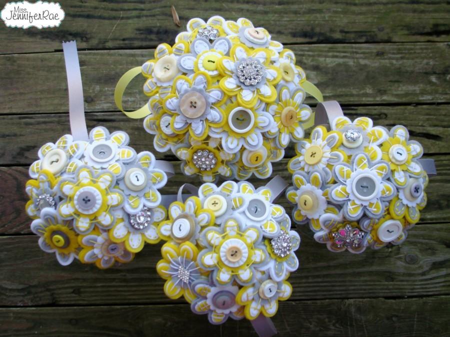 Hochzeit - Complete Button and Felt Bouquets and Boutonnieres Set. You choose colors. Alternative Wedding Bouquets