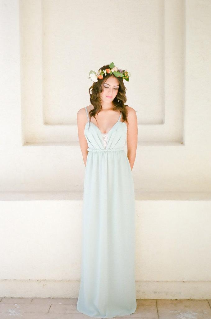 زفاف - The Ocean Beach Silk Wedding dress As featured on Wedding Inspirasi