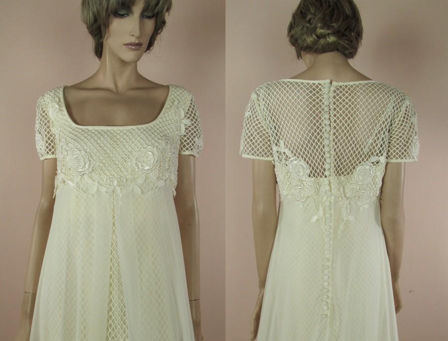 Wedding - 70's Vintage Wedding Dress - Elegant ivory wedding dress from the 70s – Empire style dress- full lace bridal gown- - Romantic 70s style