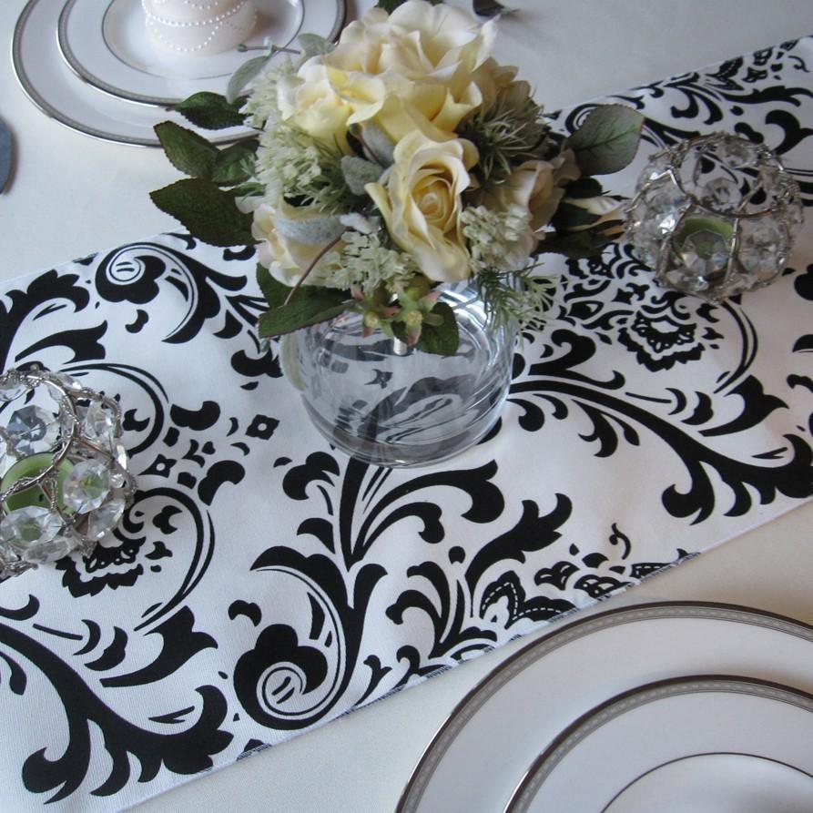 زفاف - Traditions White and Black Damask Table Runner Wedding Table Runner Black on White