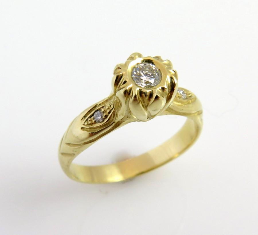 Hochzeit - Unique engagement ring, 14k gold engagement ring,  Engagement diamond ring, Solitaire diamond ring, Flower Ring, Vintage Engagement ring