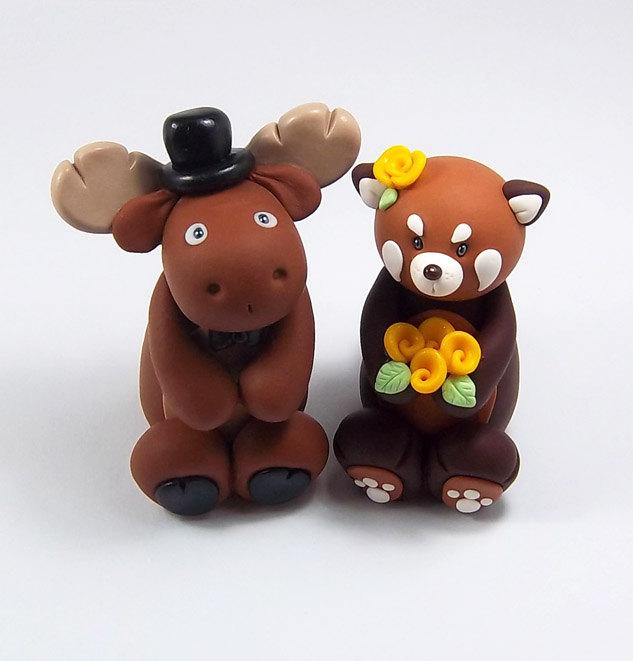 Mariage - Wedding Cake Topper, Moose, Red Panda, Custom Cake Topper, Personalized Figurines