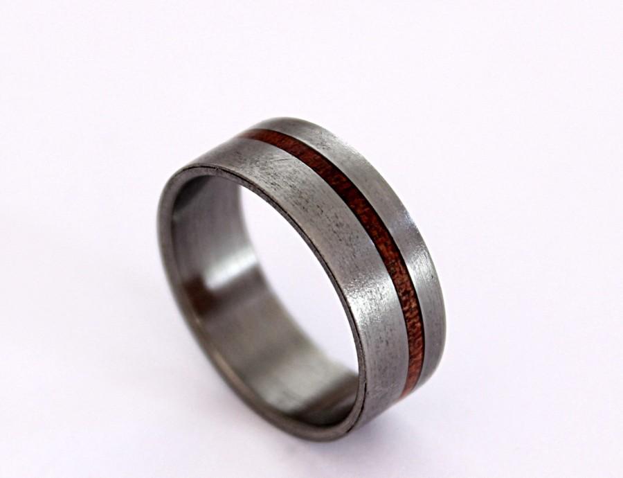 Mariage - Titanium ring for men with rose root inlay mens titanium band men ring