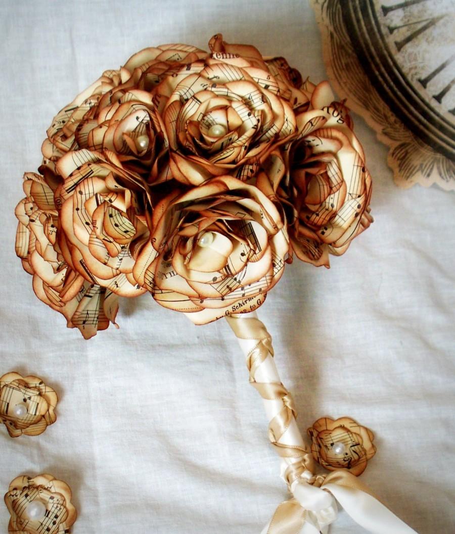 Свадьба - Winter sale, 20% off. Small bridesmaids bouquet or 'throwing' bouquet made with vintage music paper and pearl accents