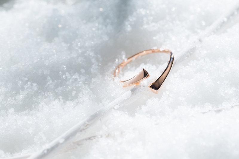 Hochzeit - Minimalist Promise Ring in 14k Rose Gold / High Jewelry - Unique design , Alternative engagement ring - GALLA by Majade(Gent Ring)