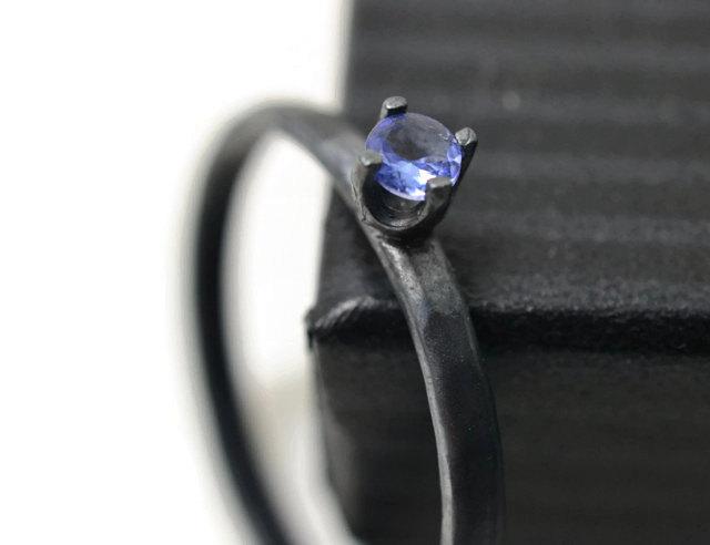 Mariage - 3mm Tanzanite Ring, Minimalist Ring, Engagement Ring, Oxidized Silver Ring