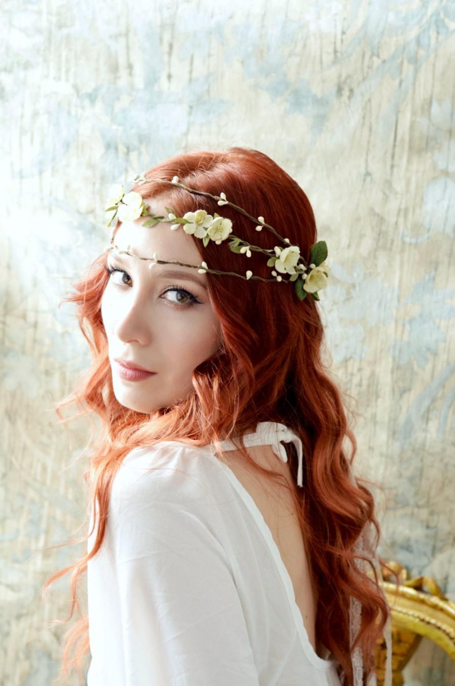 زفاف - Bridal hair wreath, floral crown, Rustic woodland crown, Ivory flower headpiece, Vintage wedding accessory, Boho wedding, Hair accessories
