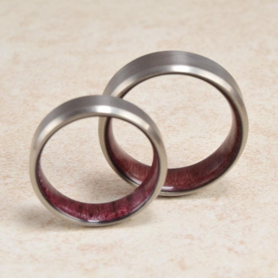 زفاف - Titanium & Purple Heart Lined Ring // Engagement Ring // Exotic Wood Ring // Men's Wedding Band // Women's Ring // Gift Ring