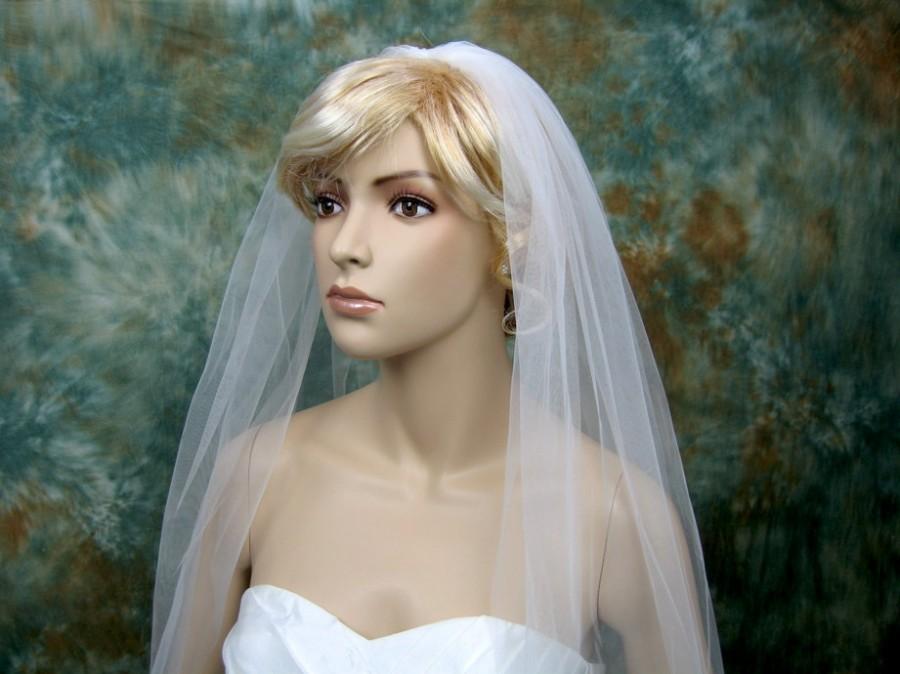 Wedding - Mantilla bridal wedding veil ivory fingertip alencon lace