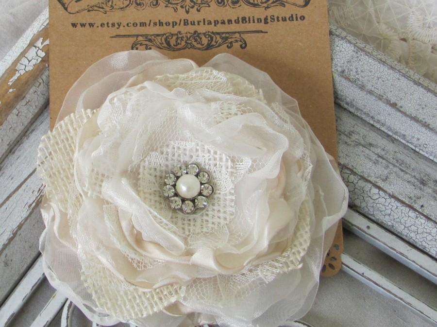 Свадьба - Bridal Hair Flower Cream Burlap, Burlap Wedding  Bridal Accessory Bridal Hair Pin