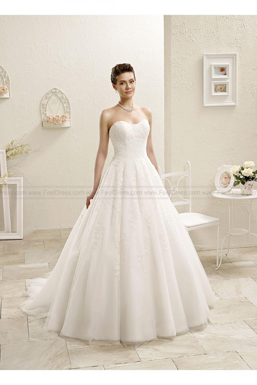 Hochzeit - Eddy K 2015 Bouquet Wedding Gowns Style AK124