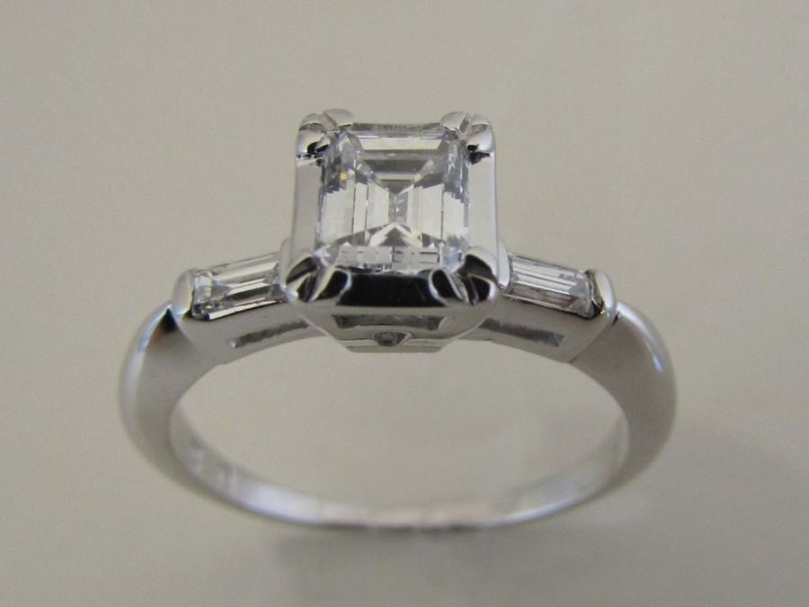 Mariage - Vintage emerald cut diamond ring, engagement ring, vintage ring, emerald cut diamond ring