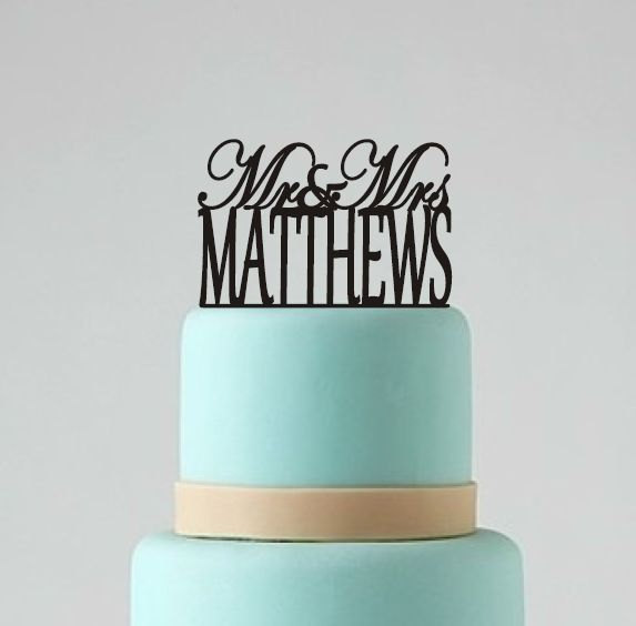 Свадьба - Mr and Mrs Wedding Cake Topper, Custom Cake Topper, Personalized Wedding Cake Topper