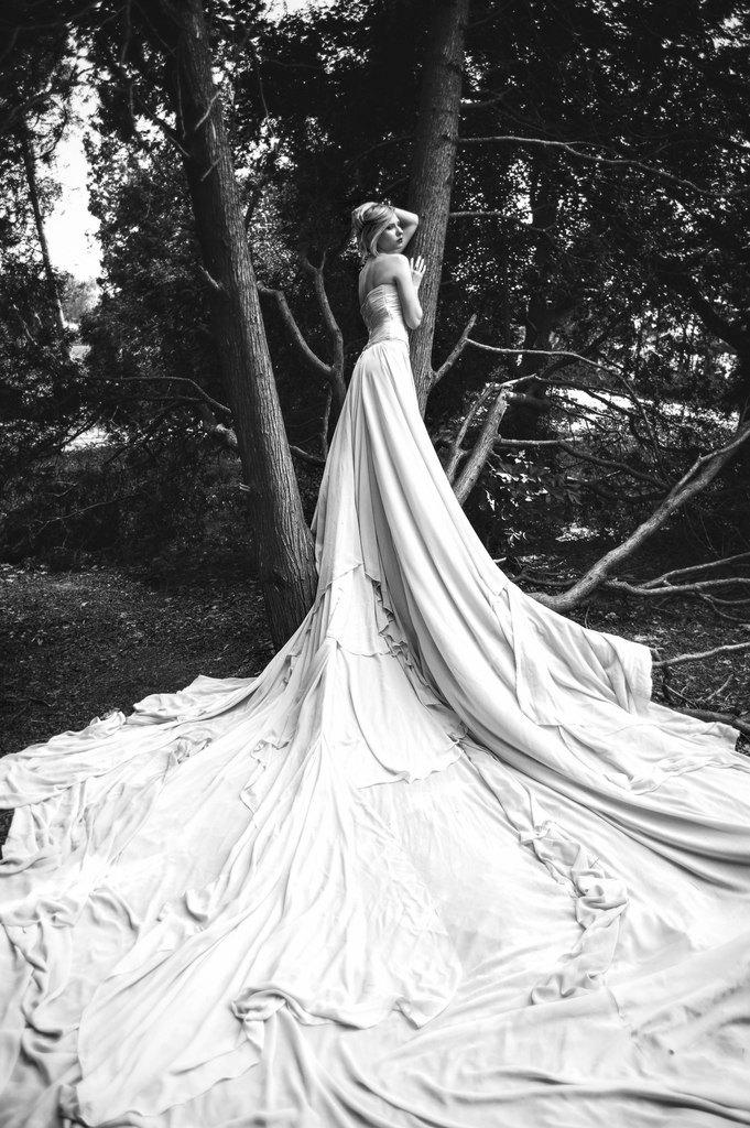 Свадьба - Long Wedding Dress with Very Long  Puddle Traine, Romantic wedding gown, Classic bridal dress, Custom dress, Rustic gown