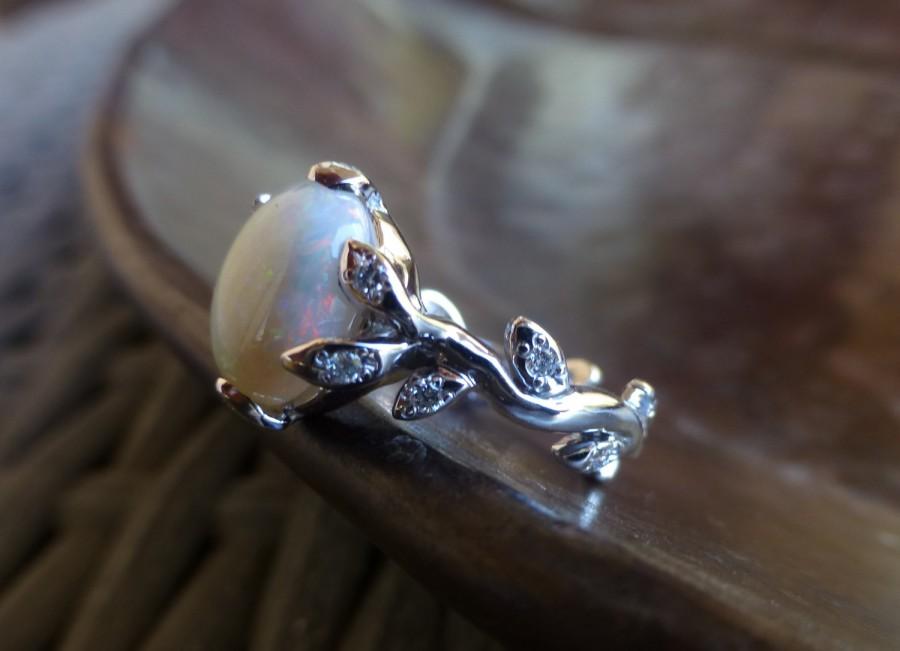 زفاف - Opal leaf engagement ring.  14k white gold opal ring with diamonds.