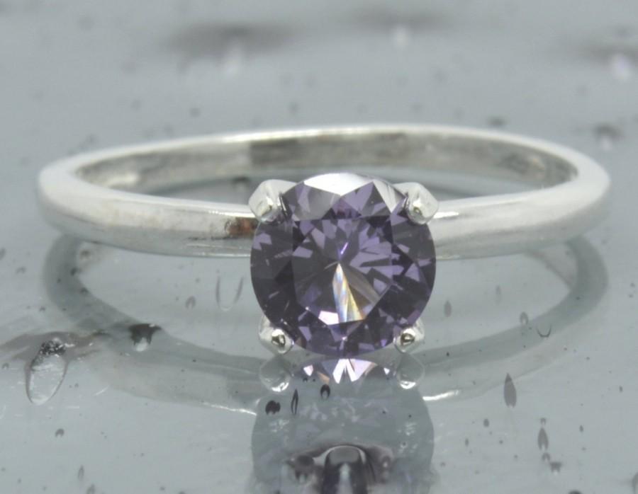 Hochzeit - Alexandrite Ring, Sterling Silver, Engagement Ring, Size 8, Color Change, Round Solitaire Ring, Fashion Statement Ring, Wedding Ring, R49-8