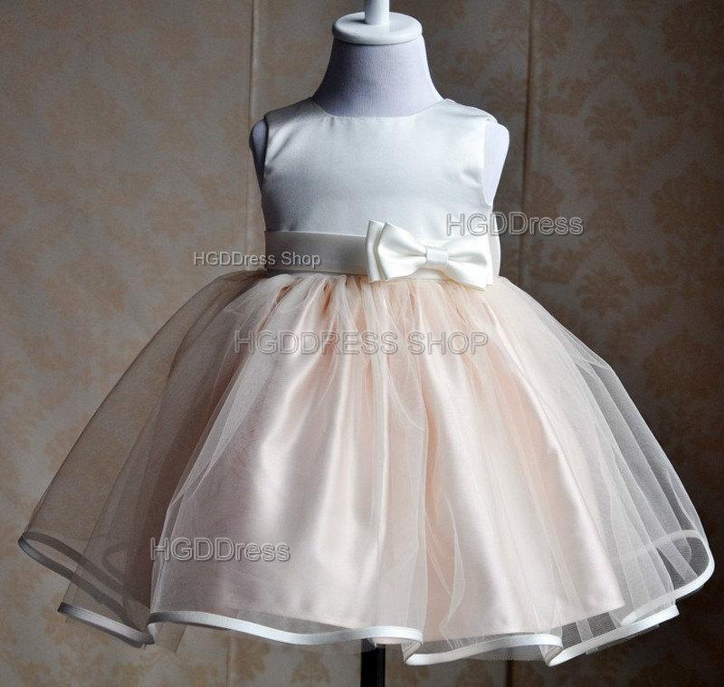 Hochzeit - White Flower Girl Dresses, Organza Flower Girls Dress,Birthday Party Dress,Girls Pageant Dresses,Junior Bridesmaid Dress,Kids Dress