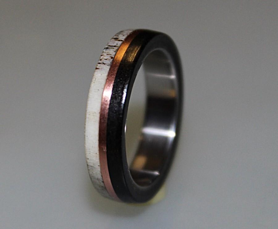 Hochzeit - Titanium Men's Ring, Deer Antler and Ebony Wood, Patina Copper Middle Wood Ring, Antler Ring