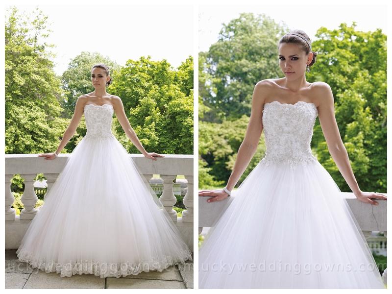 Hochzeit - Strapless Tulle Ball Gown Wedding Dress with Scalloped Neckline