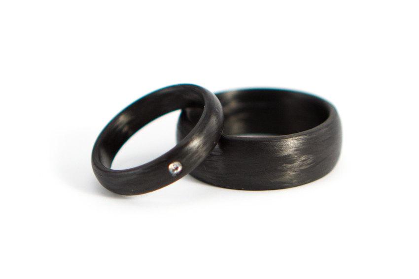 زفاف - Set of two Carbon Fiber Unidirectional black Wedding Rings